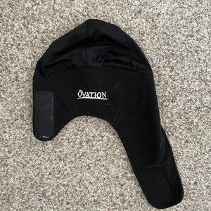 Ovation Winter Riding Helmet Cover (Black / One Size)
